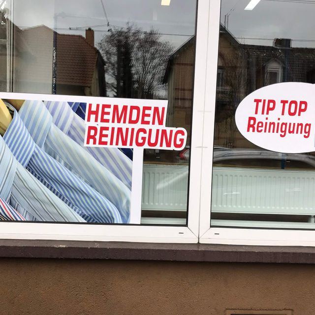 Schaufenster Tip-Top Textilpflege Mainz